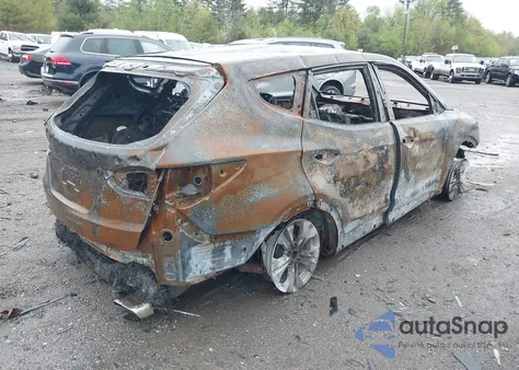 2016 Hyundai Santa Fe Sport 2.4L z USA, uszkodzony, nr VIN 5XYZTDLBXGG367172